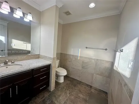 1516 Aqueduct Lane Key Largo FL 33037