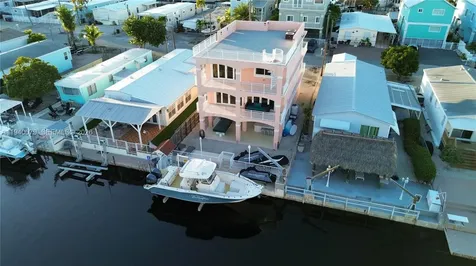 1516 Aqueduct Lane Key Largo FL 33037
