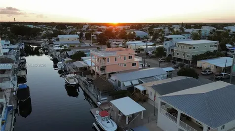 1516 Aqueduct Lane Key Largo FL 33037