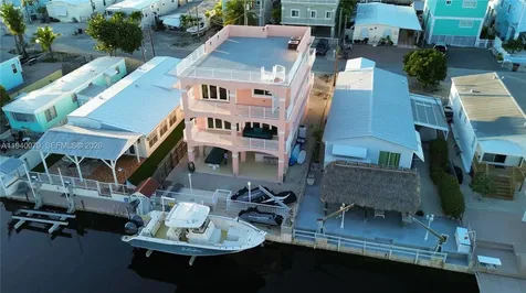 1516 Aqueduct Lane Key Largo FL 33037