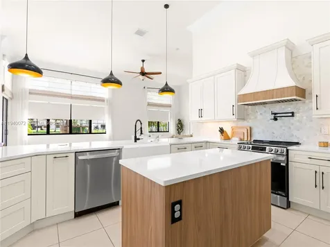 15016 SW 35th Street Davie FL 33331