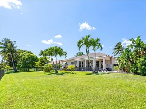 15016 SW 35th Street Davie FL 33331