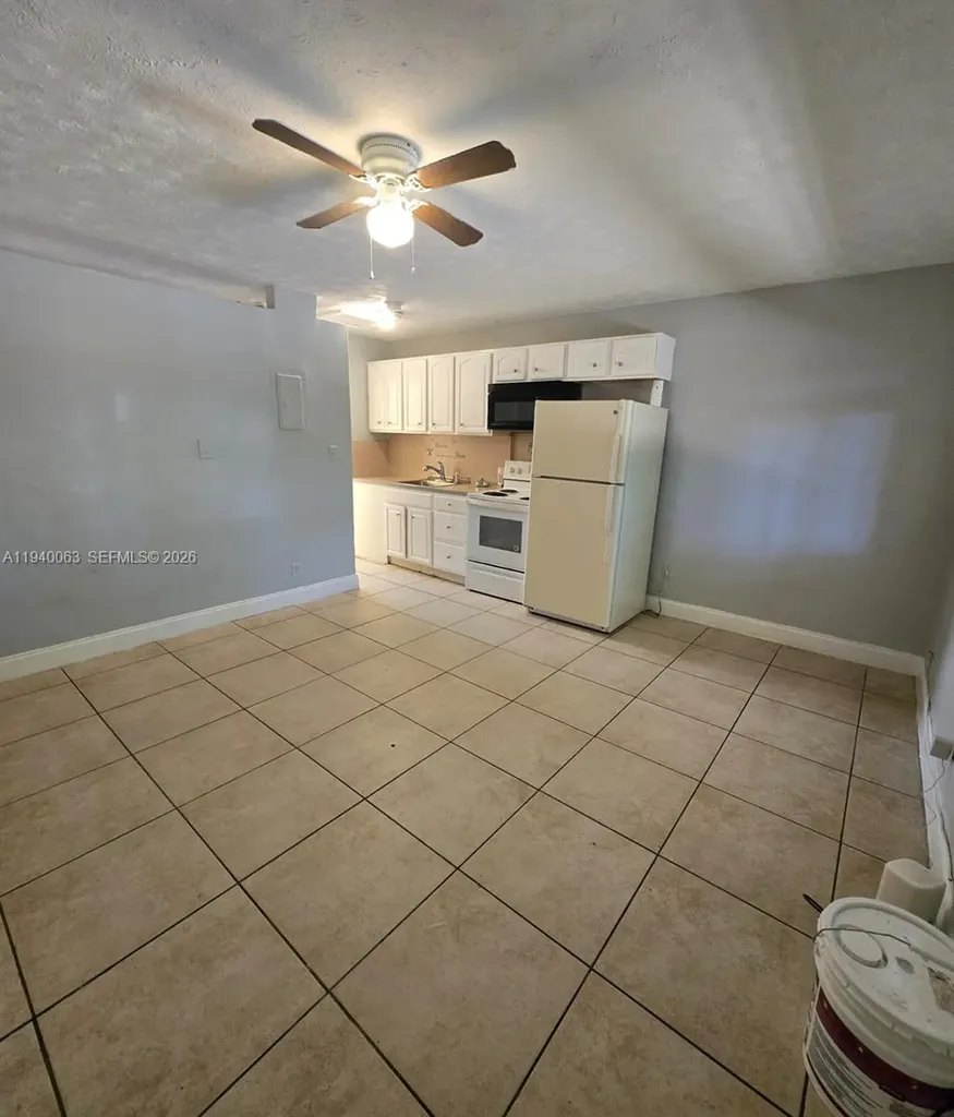 3981 SW 12th Place Fort Lauderdale FL 33312