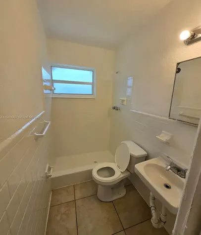 3981 SW 12th Place Fort Lauderdale FL 33312