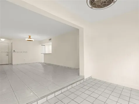 10249 NW 9th Street Circle Miami FL 33172