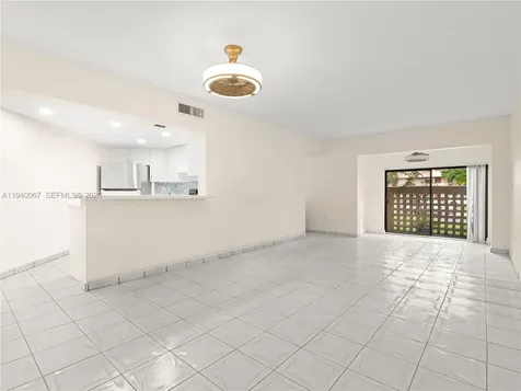 10249 NW 9th Street Circle Miami FL 33172