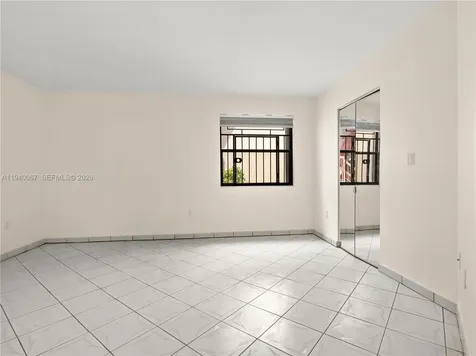 10249 NW 9th Street Circle Miami FL 33172