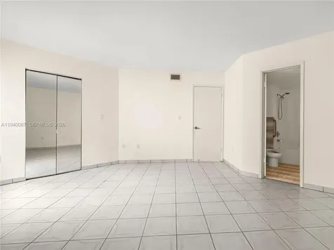10249 NW 9th Street Circle Miami FL 33172
