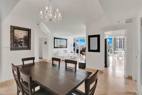 7000 Island Boulevard Aventura FL 33160