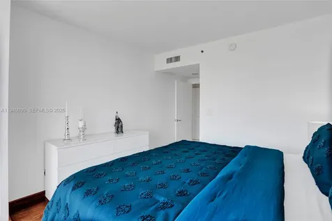 7000 Island Boulevard Aventura FL 33160