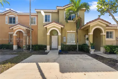 1564 SW 2nd Street Homestead FL 33030