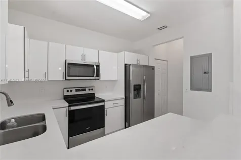 1564 SW 2nd Street Homestead FL 33030