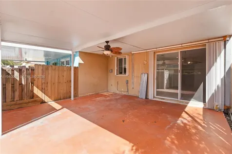 1564 SW 2nd Street Homestead FL 33030