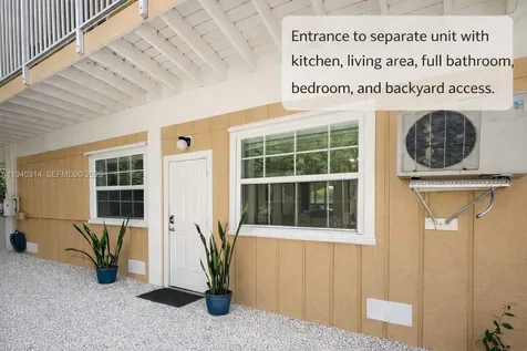 335 Bayview Avenue Key Largo FL 33037