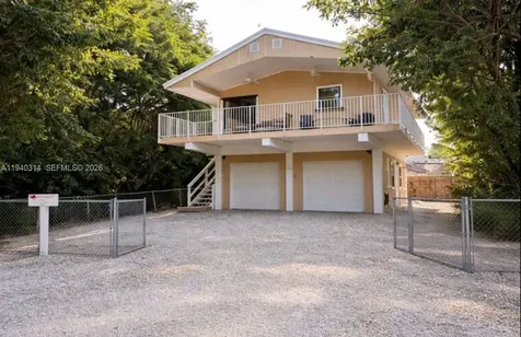 335 Bayview Avenue Key Largo FL 33037
