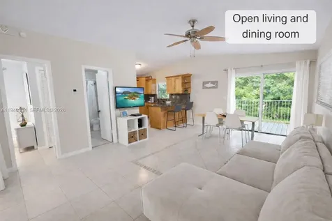 335 Bayview Avenue Key Largo FL 33037