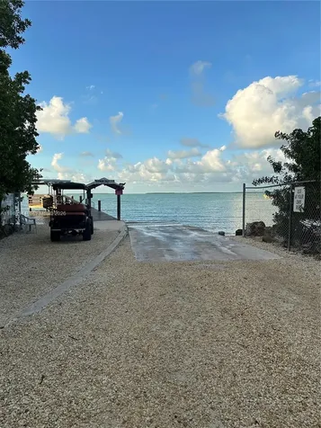 335 Bayview Avenue Key Largo FL 33037