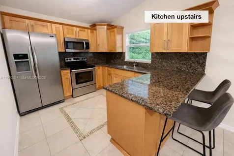 335 Bayview Avenue Key Largo FL 33037