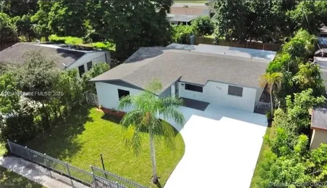 7450 Hope Street Hollywood FL 33024