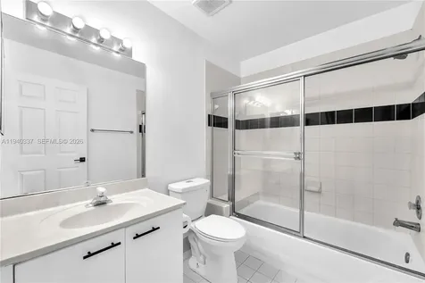 1450 Weeping Willow Way Hollywood FL 33019