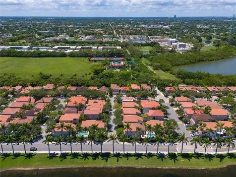 1450 Weeping Willow Way Hollywood FL 33019