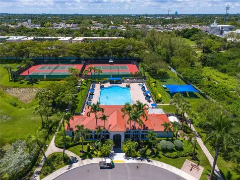 1450 Weeping Willow Way Hollywood FL 33019