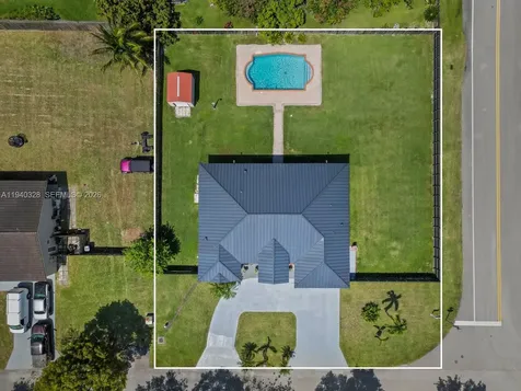 13205 SW 218th Terrace Miami FL 33170