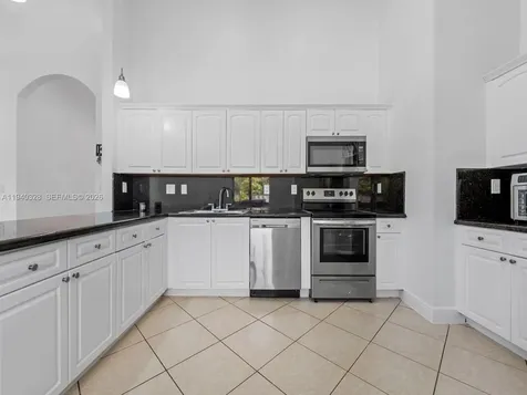 13205 SW 218th Terrace Miami FL 33170