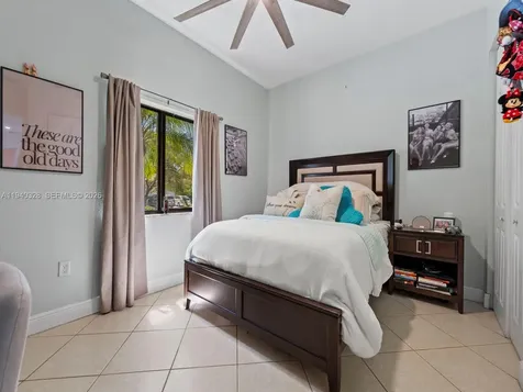 13205 SW 218th Terrace Miami FL 33170