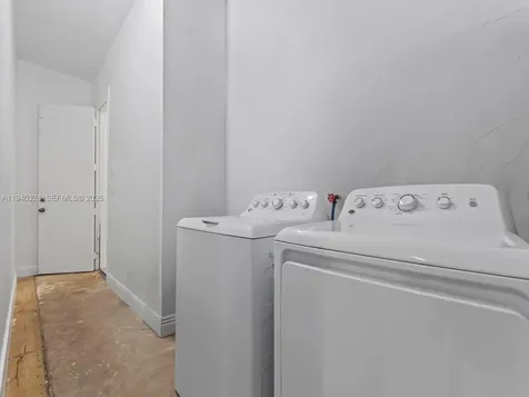 13205 SW 218th Terrace Miami FL 33170