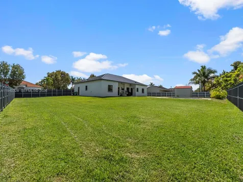 13205 SW 218th Terrace Miami FL 33170