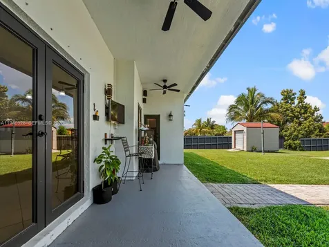 13205 SW 218th Terrace Miami FL 33170