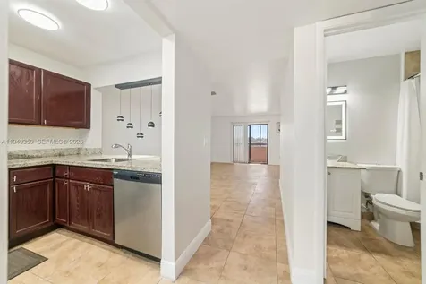 880 NE 207th Terrace Miami FL 33179