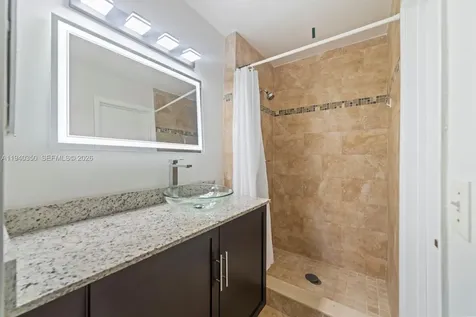 880 NE 207th Terrace Miami FL 33179