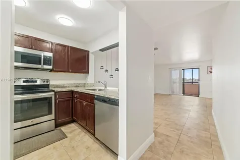 880 NE 207th Terrace Miami FL 33179
