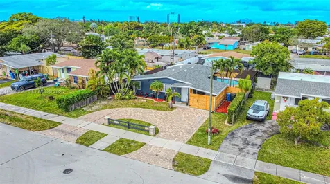 801 NE 57th Street Oakland Park FL 33334