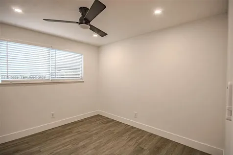 801 NE 57th Street Oakland Park FL 33334