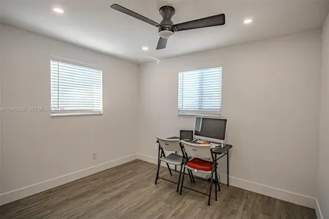 801 NE 57th Street Oakland Park FL 33334