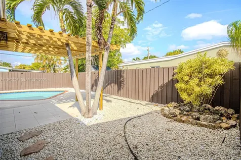 801 NE 57th Street Oakland Park FL 33334