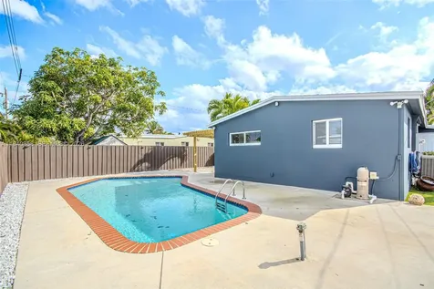 801 NE 57th Street Oakland Park FL 33334