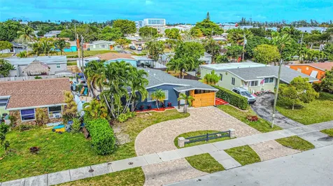 801 NE 57th Street Oakland Park FL 33334