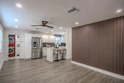 801 NE 57th Street Oakland Park FL 33334