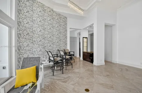 642 Hermitage Circle Palm Beach Gardens FL 33410