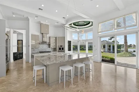 642 Hermitage Circle Palm Beach Gardens FL 33410