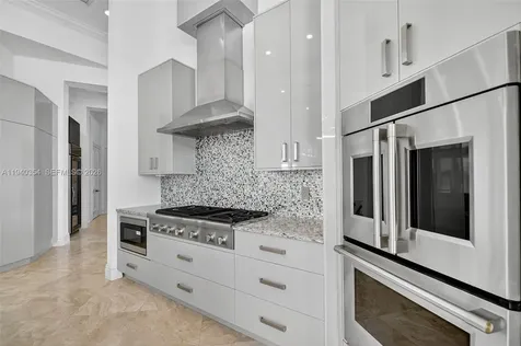 642 Hermitage Circle Palm Beach Gardens FL 33410