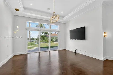 642 Hermitage Circle Palm Beach Gardens FL 33410