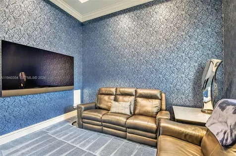 642 Hermitage Circle Palm Beach Gardens FL 33410