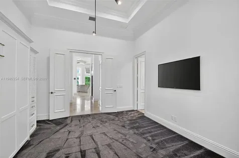 642 Hermitage Circle Palm Beach Gardens FL 33410