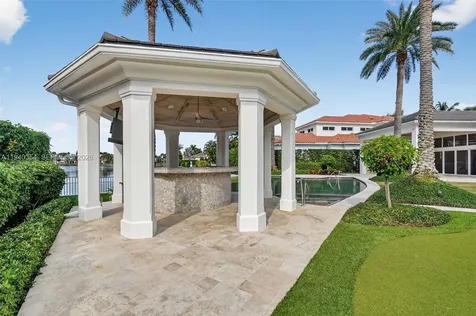 642 Hermitage Circle Palm Beach Gardens FL 33410