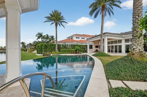 642 Hermitage Circle Palm Beach Gardens FL 33410